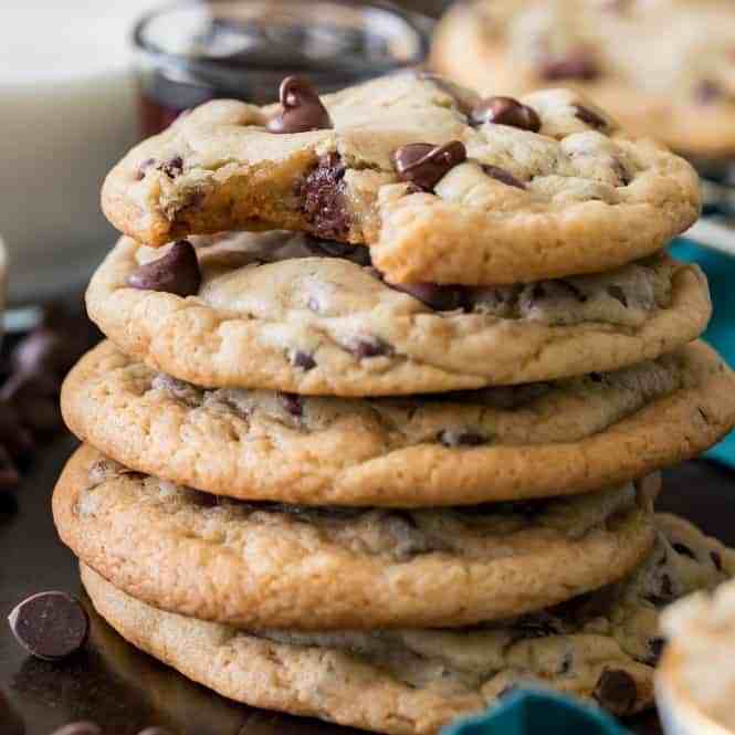 Homemade Chocolate Chip Cookies (1/2 dozen)
